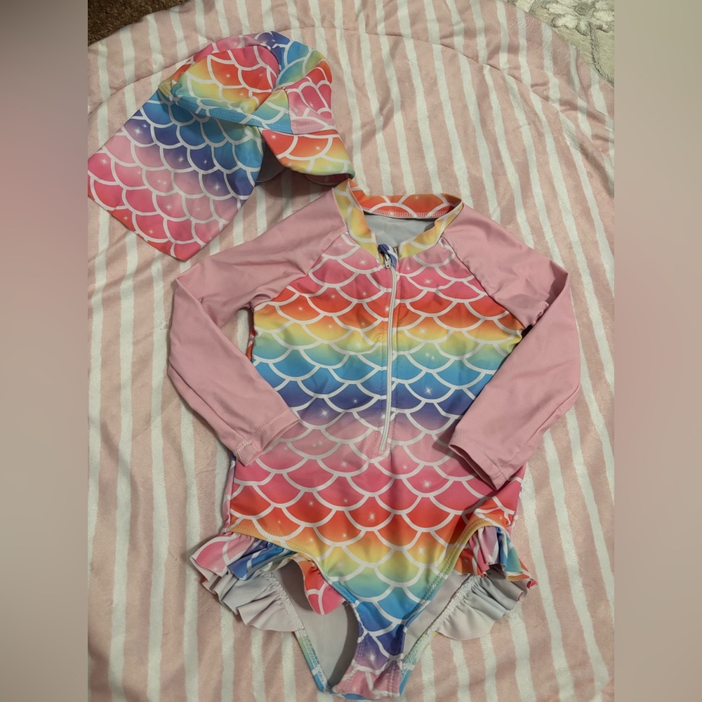 SHEIN Baby Girl Fish Scales Print One Piece Swimsuit & Hat, Size: 18-24 months